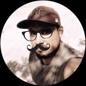 Meet your Posher, Tomas